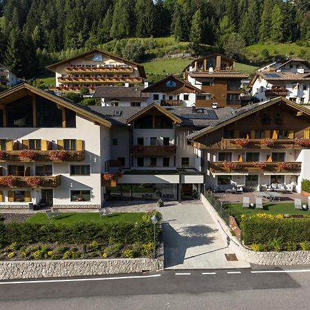 Hotel Vernel Santa Cristina Val Gardena Exterior foto