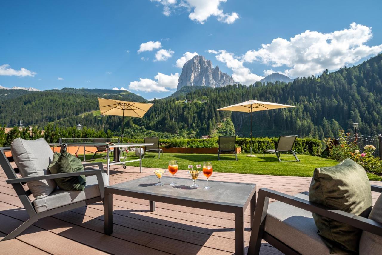 Hotel Vernel Santa Cristina Val Gardena Exterior foto