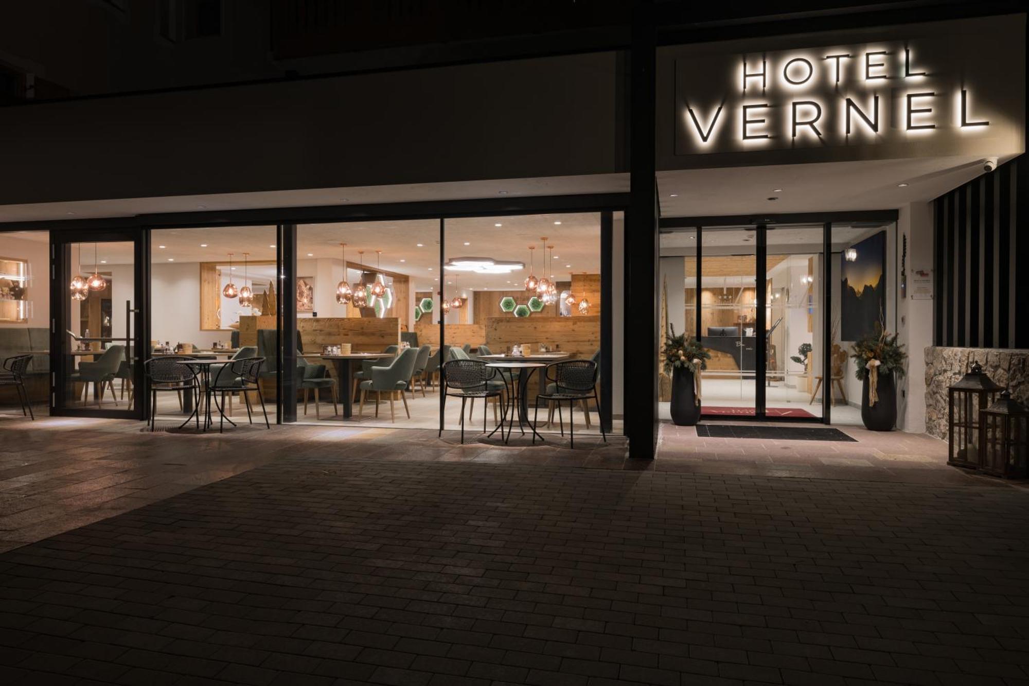 Hotel Vernel Santa Cristina Val Gardena Exterior foto